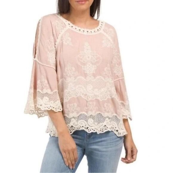 Democracy Tops - DEMOCRACY Raglan Sleeve Pink lace & crochet bell sleeve top | Fairycore | Size M